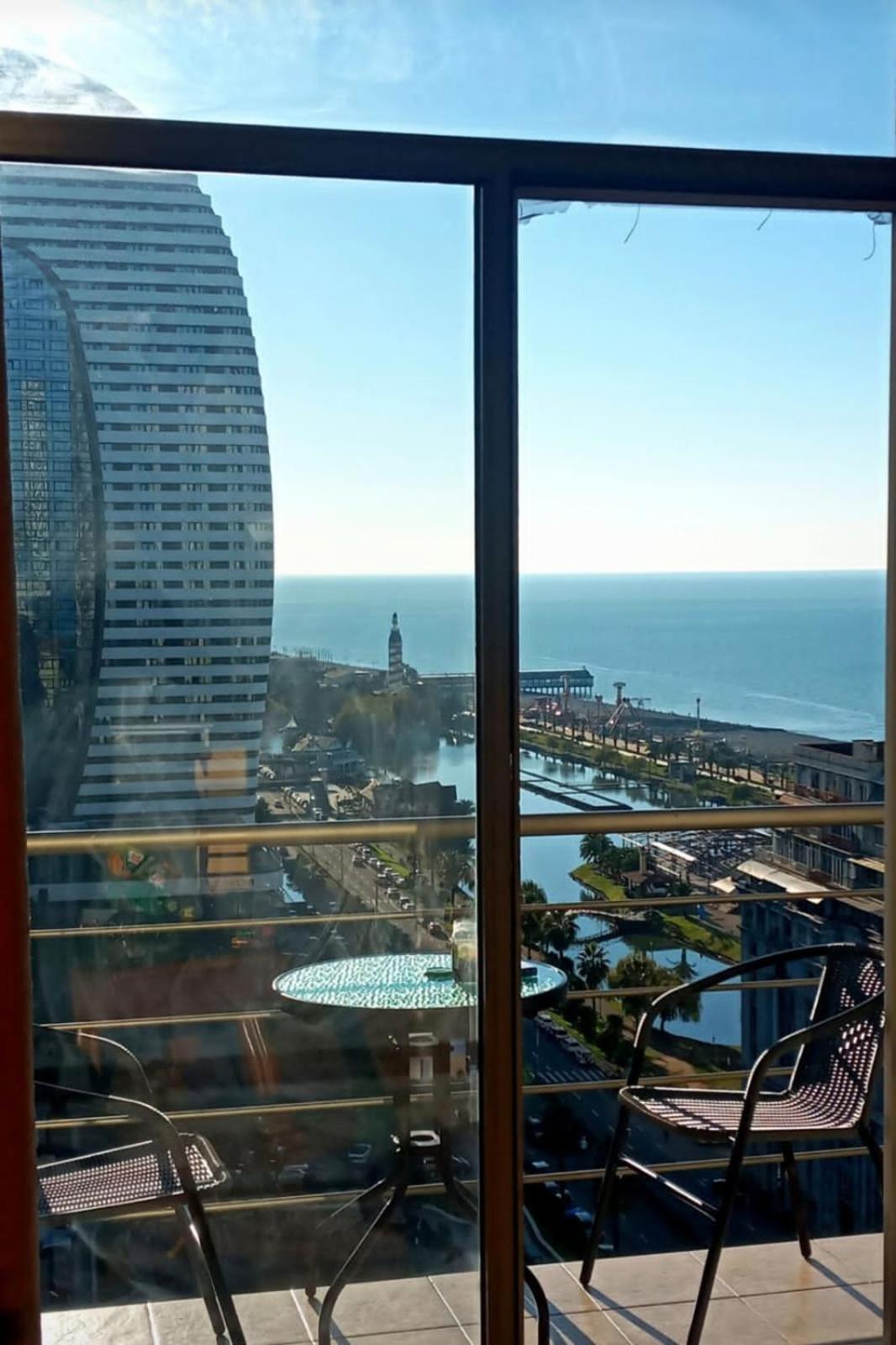 Gio Apartamento Batumi Exterior foto