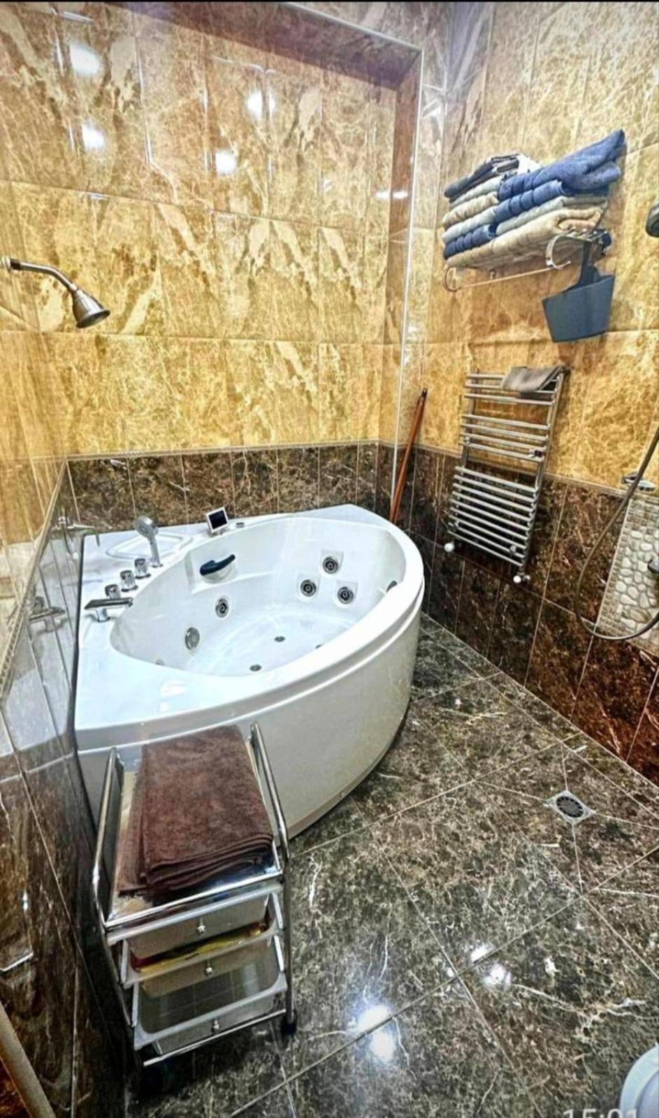 Gio Apartamento Batumi Exterior foto